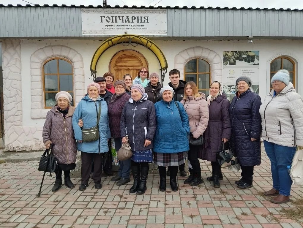 31 октября, ТИЦ Макушинского МО, организовал выездную экскурсию в с. Частоозерье.