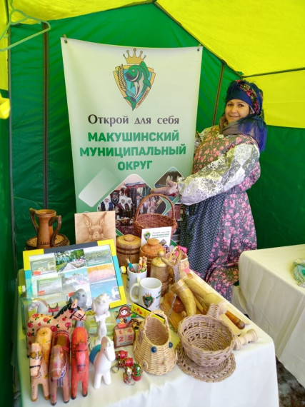 25 ноября в селе Рычково Белозерского округа состоялась вторая областная сельскохозяйственная ярмарка «Михайловский торжок".