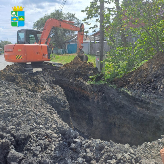 В Макушино продолжаются работы по капитальному ремонту водопроводной сети.