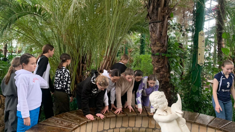 Макушанки посетили Ботанический сад в Казахстане.