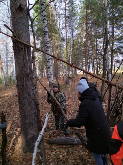 23 октября состоялся пеший поход в лес.